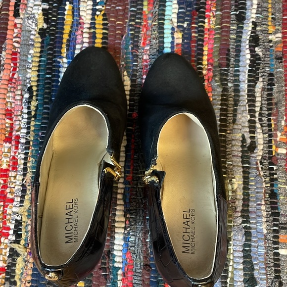 Michael Kors | Womens 9.5 | Ankle Booties | Sammy | Mixed Media | Croc Accent - Picture 10 of 13